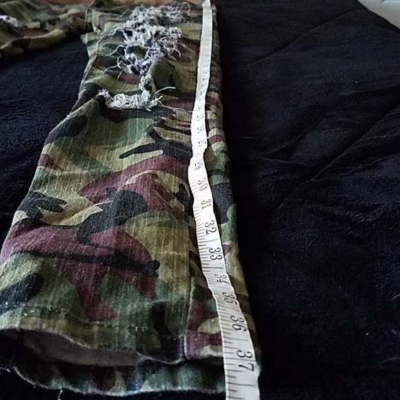 Destroyed camo pants with sewn in fishnet mesh - Picture 6 of 6